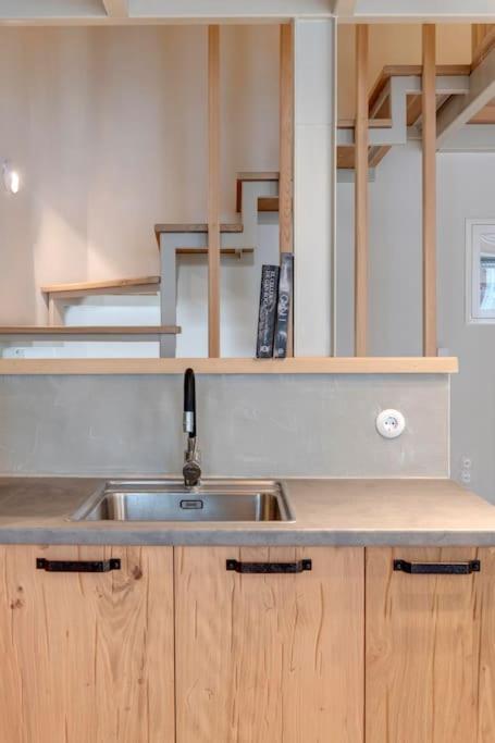Апартаменты Nomade Vibrant Living Loft Эрмуполис Экстерьер фото