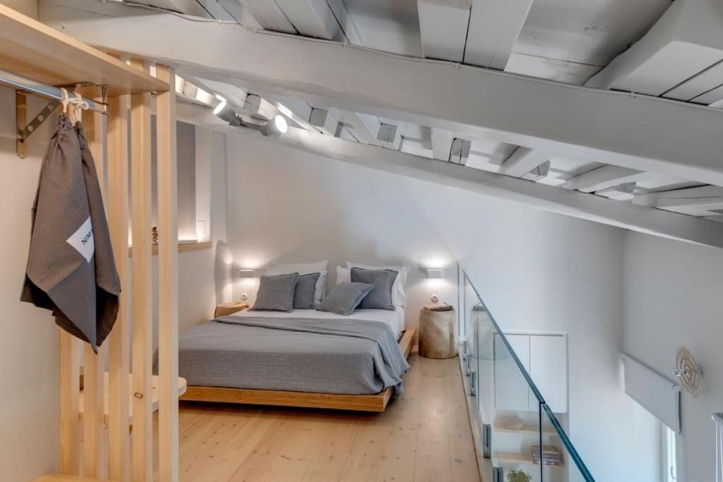 Апартаменты Nomade Vibrant Living Loft Эрмуполис Экстерьер фото